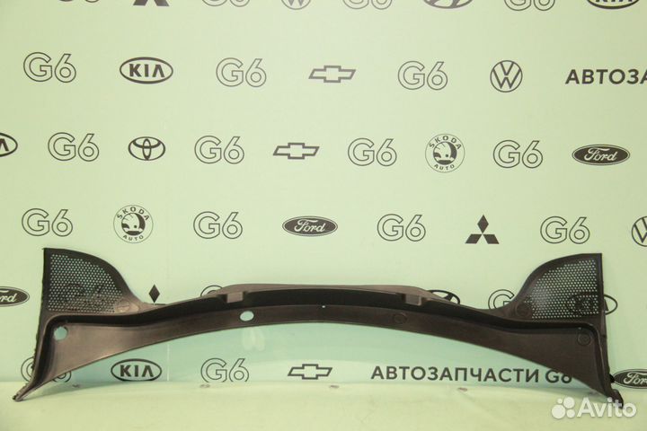 Жабо Volkswgen Polo 2010 - 2020 Год