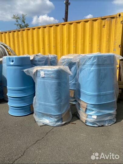 Емкость пластиковая