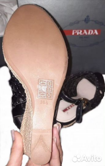 Босоножки Prada размер 36,5 новые