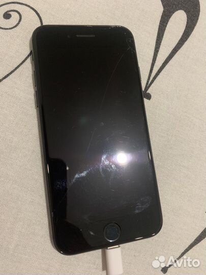 iPhone 7, 32 ГБ