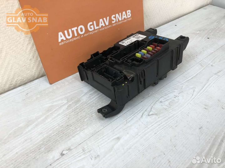 Блок предохранителей (реле) Opel Corsa D