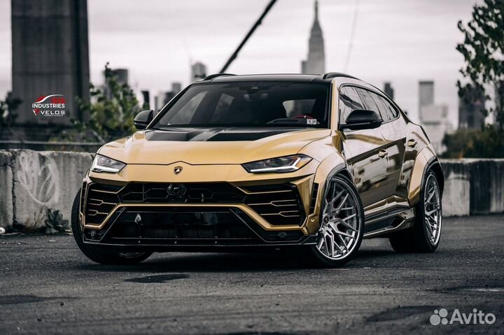 Кованые диски 23' на Lamborghini Urus