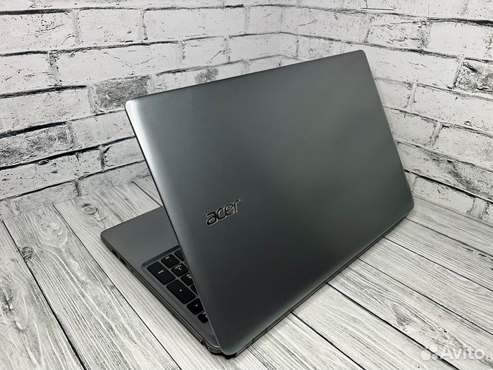 Игровой ноутбук Acer 256/8/SSD/GeForce