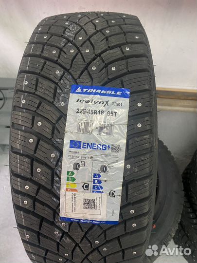 Triangle IcelynX TI501 225/45 R18