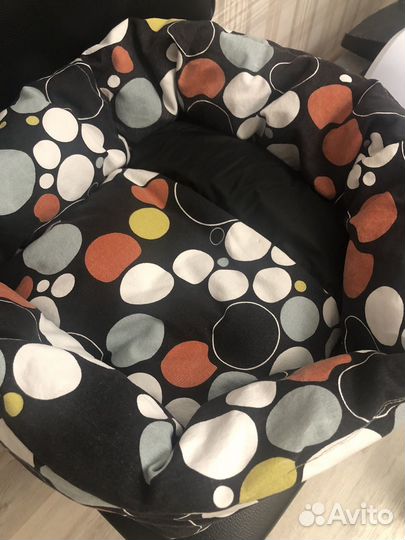 Лежанка для кошек и собак Новая