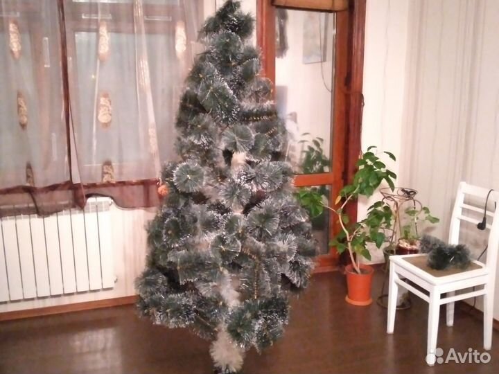 Елка искусственная