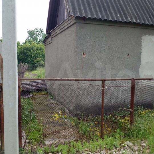 Дом 16,6 м² на участке 9,6 сот.