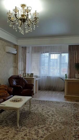 4-к. квартира, 132 м², 1/6 эт.