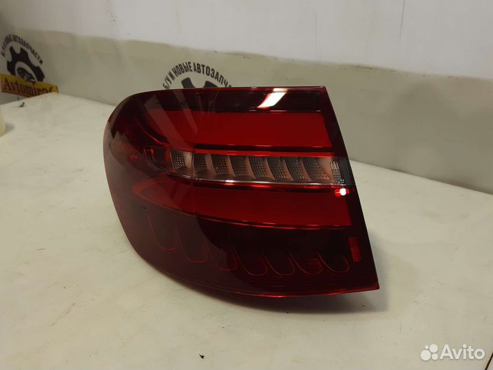 Фонарь левый Mercedes Glc X253