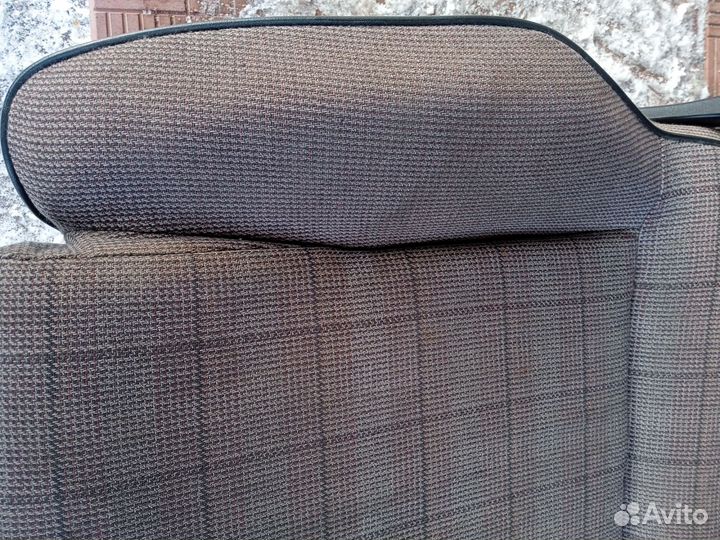 Сиденье водительское Audi 100, 200 C3, 80, 90