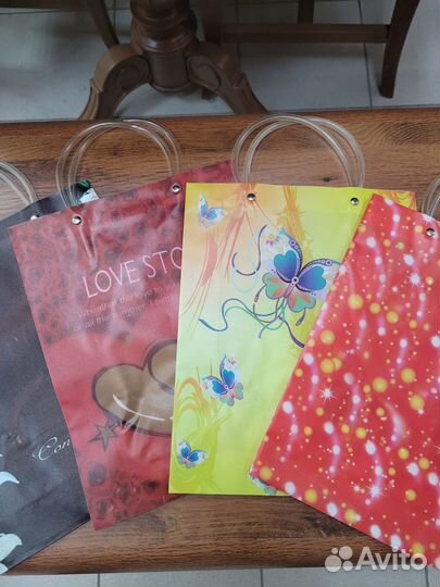 Пакеты подарочные ламинированные в ассортименте