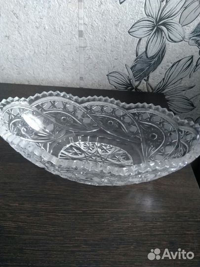 Вазы хрустальные