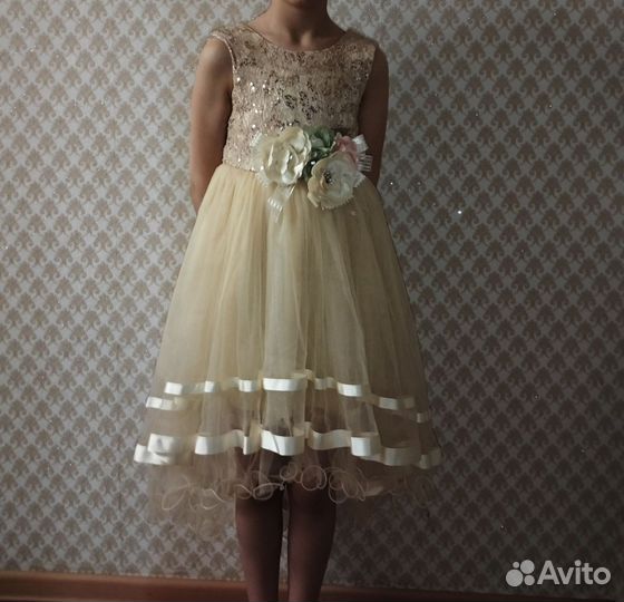 Платье для девочки 134 торг