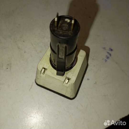 Кнопка регулировки фар Ford Sierra 1