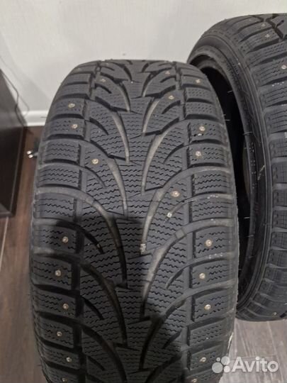 RoadX RX Frost WH12 225/40 R18 92H