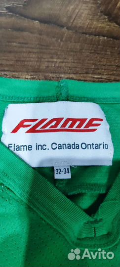 Хоккейные коньки