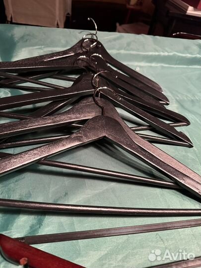 Вешалки плечики