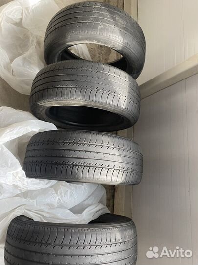 Yokohama BluEarth E70 215/55 R17 94V