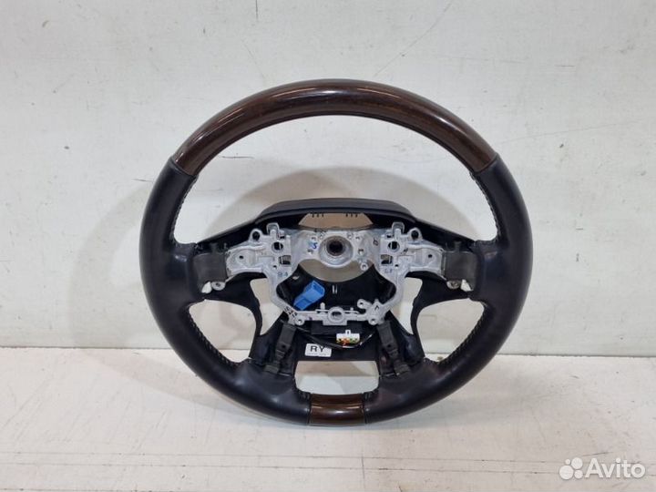 Руль Toyota Land Cruiser 200 2016-2022