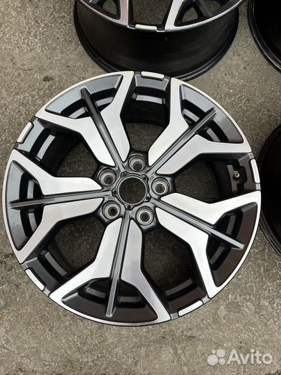 Оригинал диски Kia Seltos R18 хром