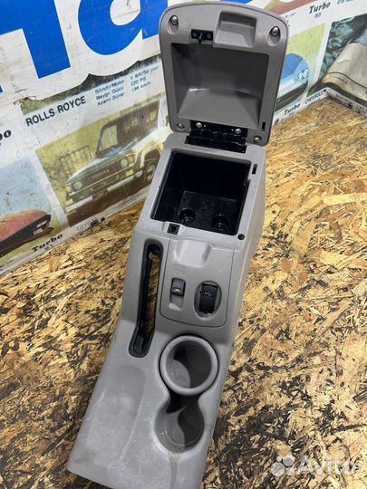 Подлокотник Мицубиси L200 4пок