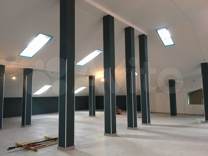 Свободного назначения, 950 м²