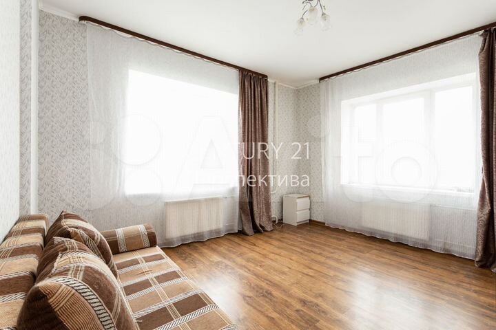 2-к. квартира, 57,3 м², 3/17 эт.