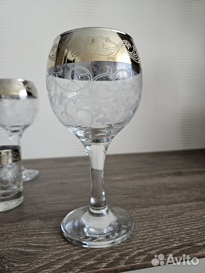 Бокалы, стопки