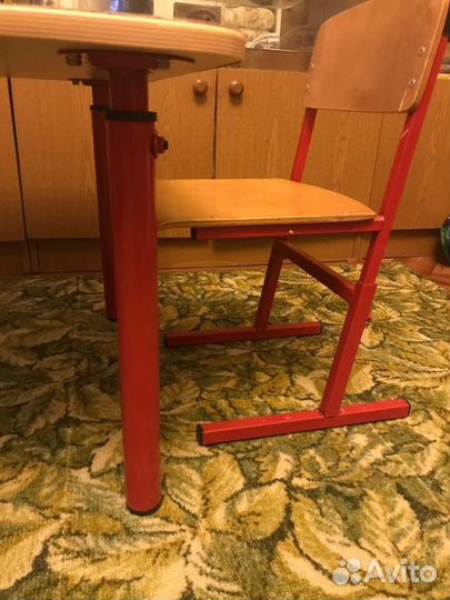 Детский стол со стульчиком