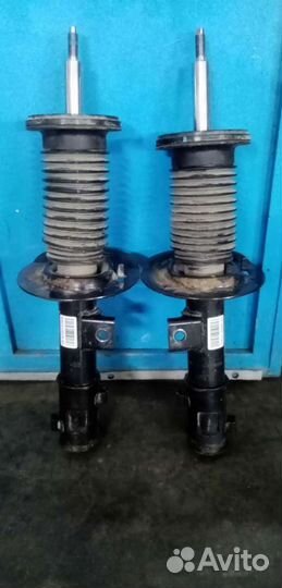 Продам передние стойки