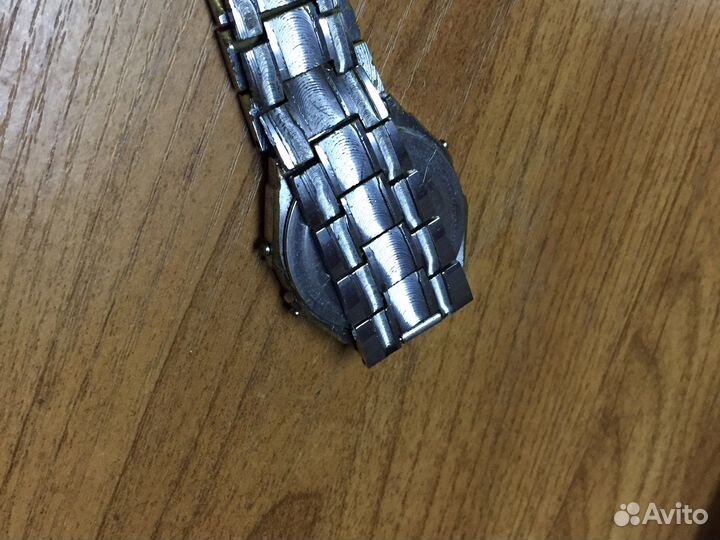 Часы электроника 52