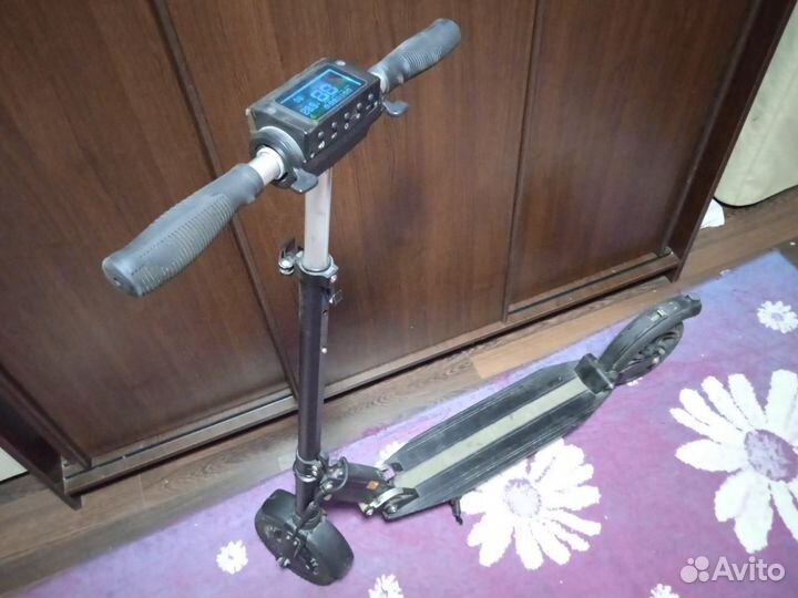 Продам электросамокат kugoo S3