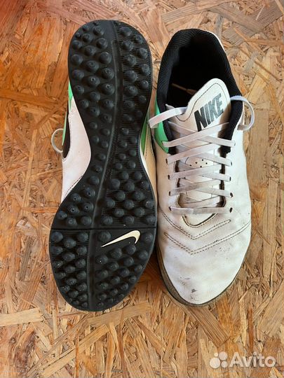 Сороконжки Nike Tiempo