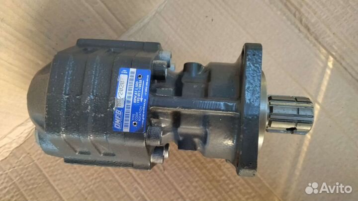 Насос NPH 61 L ISO 105-011-10628 вращение левое