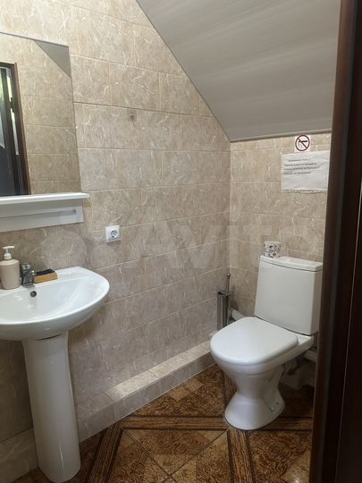 Комната 12 м² в 5-к., 2/2 эт.