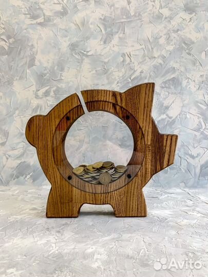 Большая деревянная копилка