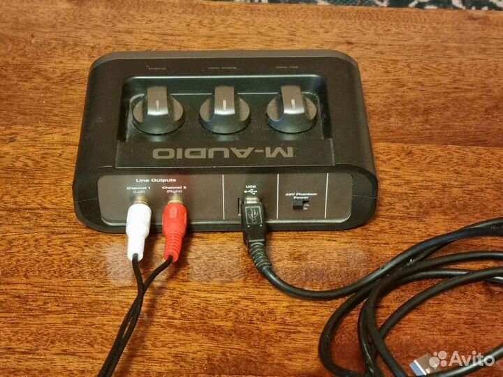 Звуковая карта M-audio