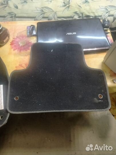 Автомобильные коврики ворсовые