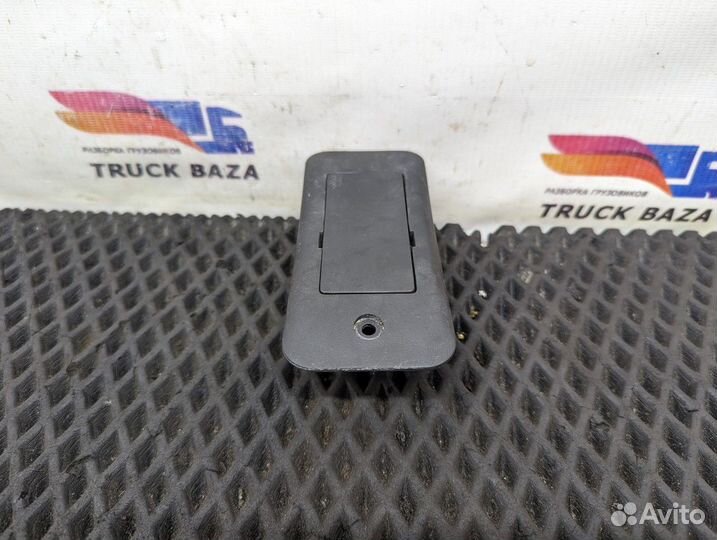 9607550261 Ручка бардачка камаз 54901