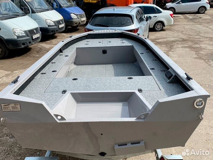 Спайдер 390Р с длинными бортовыми рундуками