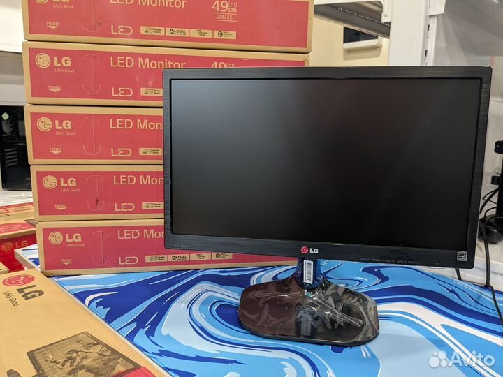 Монитор LG 20M47D 20 дюймов