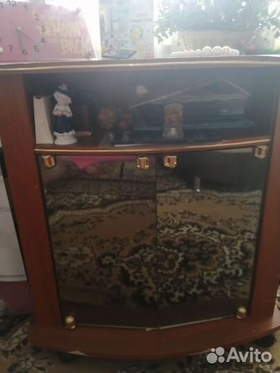 Тумба под телевизор