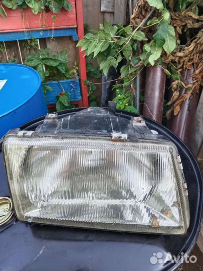 Фара volkswagen b 3