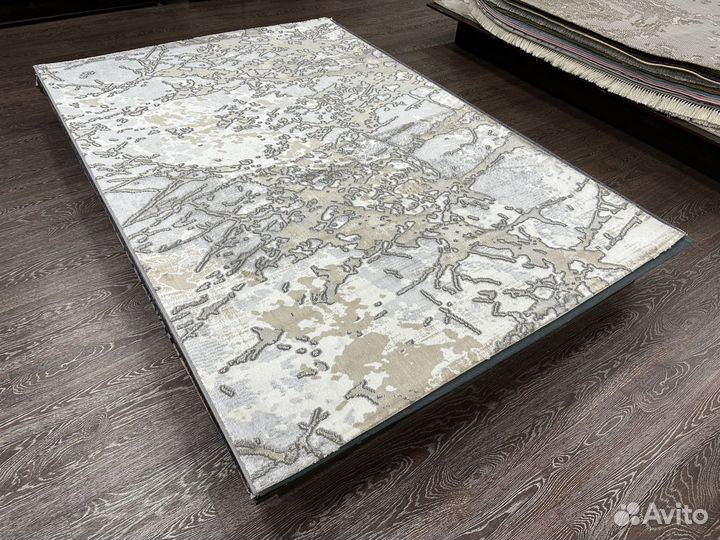 Ковер 1.6х2.3м новый Турция