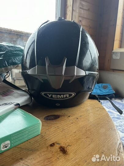 Шлем yema
