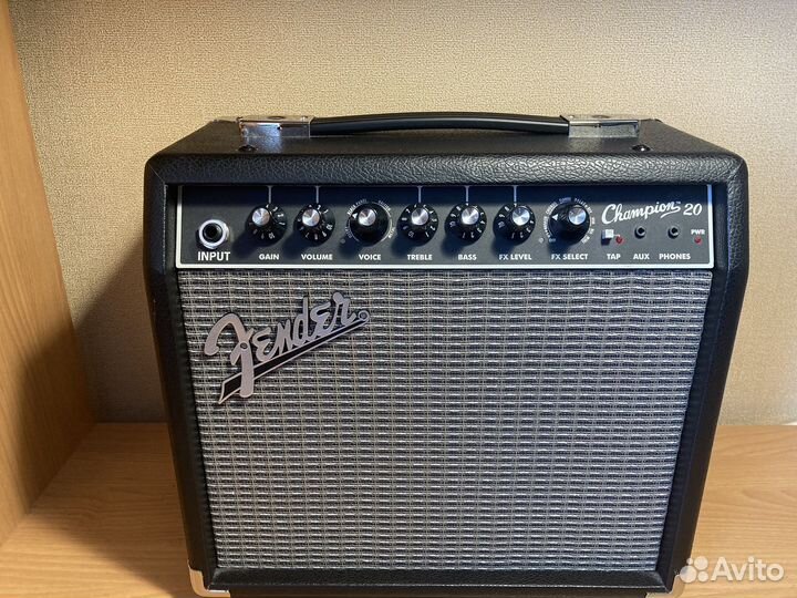 Комбоусилитель Fender Champion 20