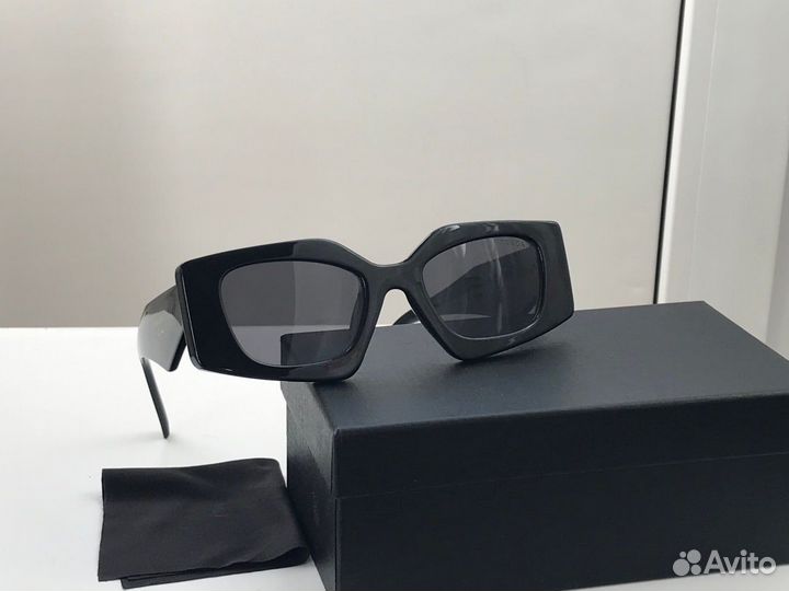 Очки солнцезащитные остатки от отдела