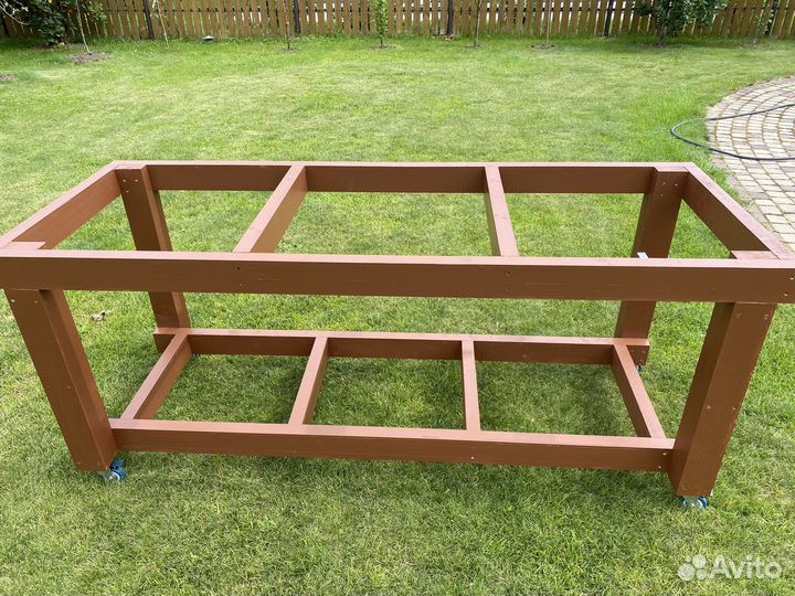 Столярный уличный стол - верстак