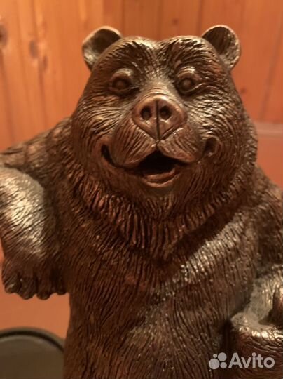 Бронзовая статуэтка