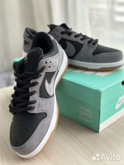Кеды Nike SB Dunk Low